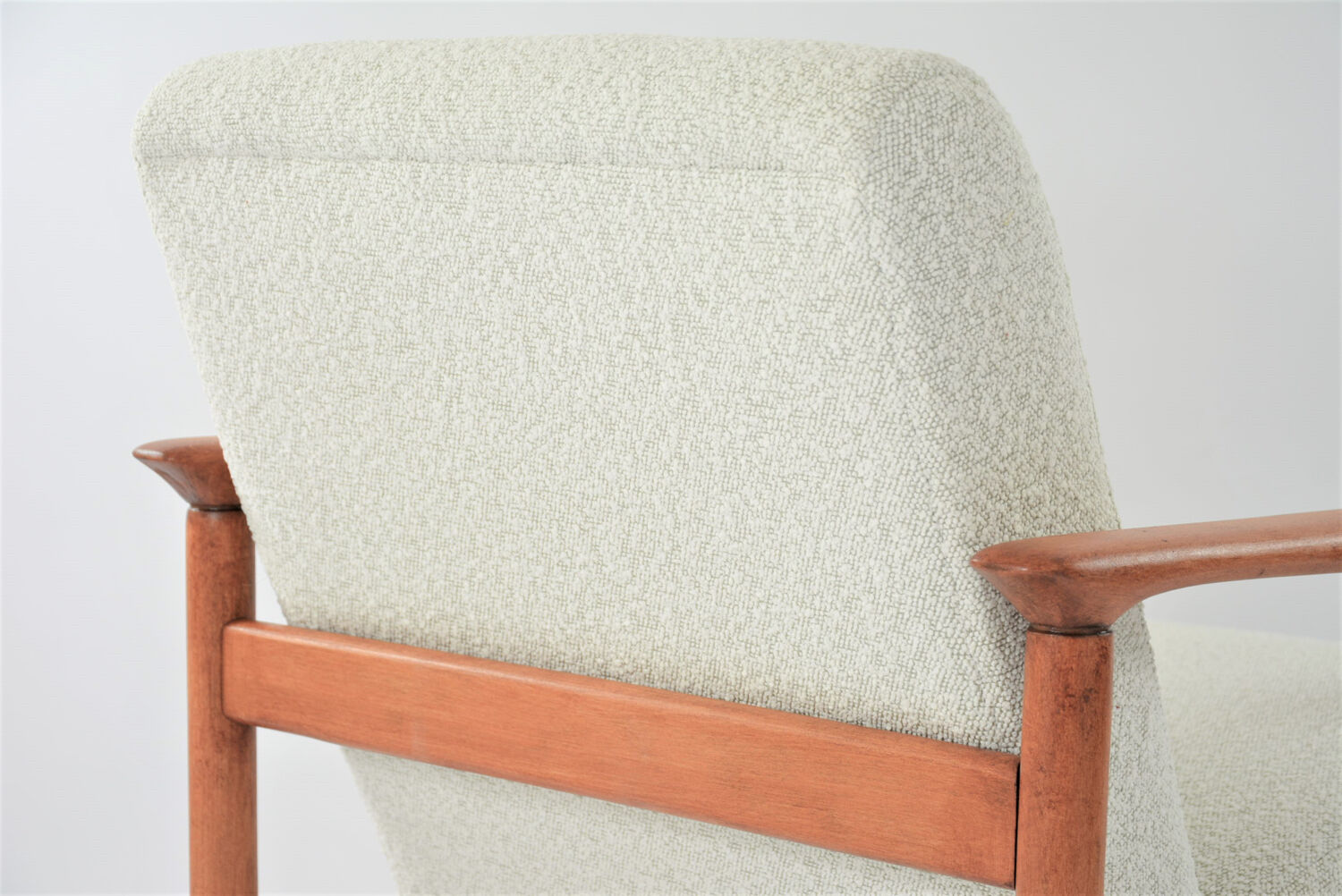 Armchair year 70 loop renovated