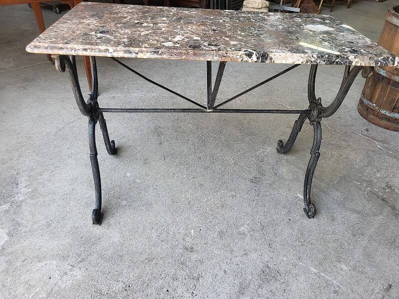 Table de bistrot marbre pied en fonte