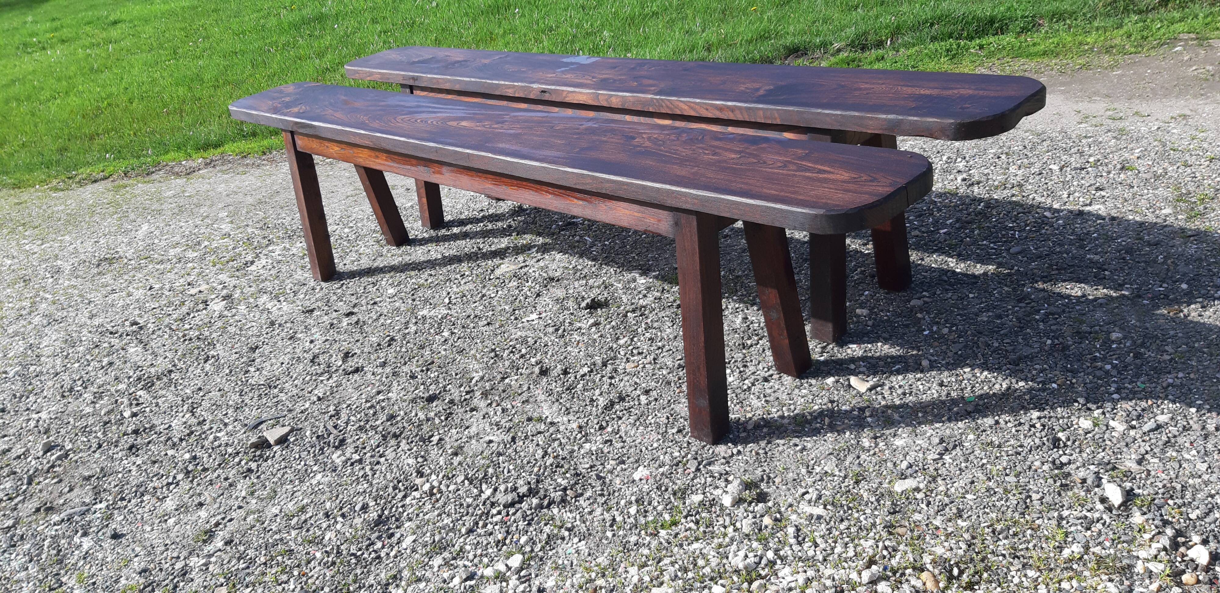 Pair of country banks in chêne