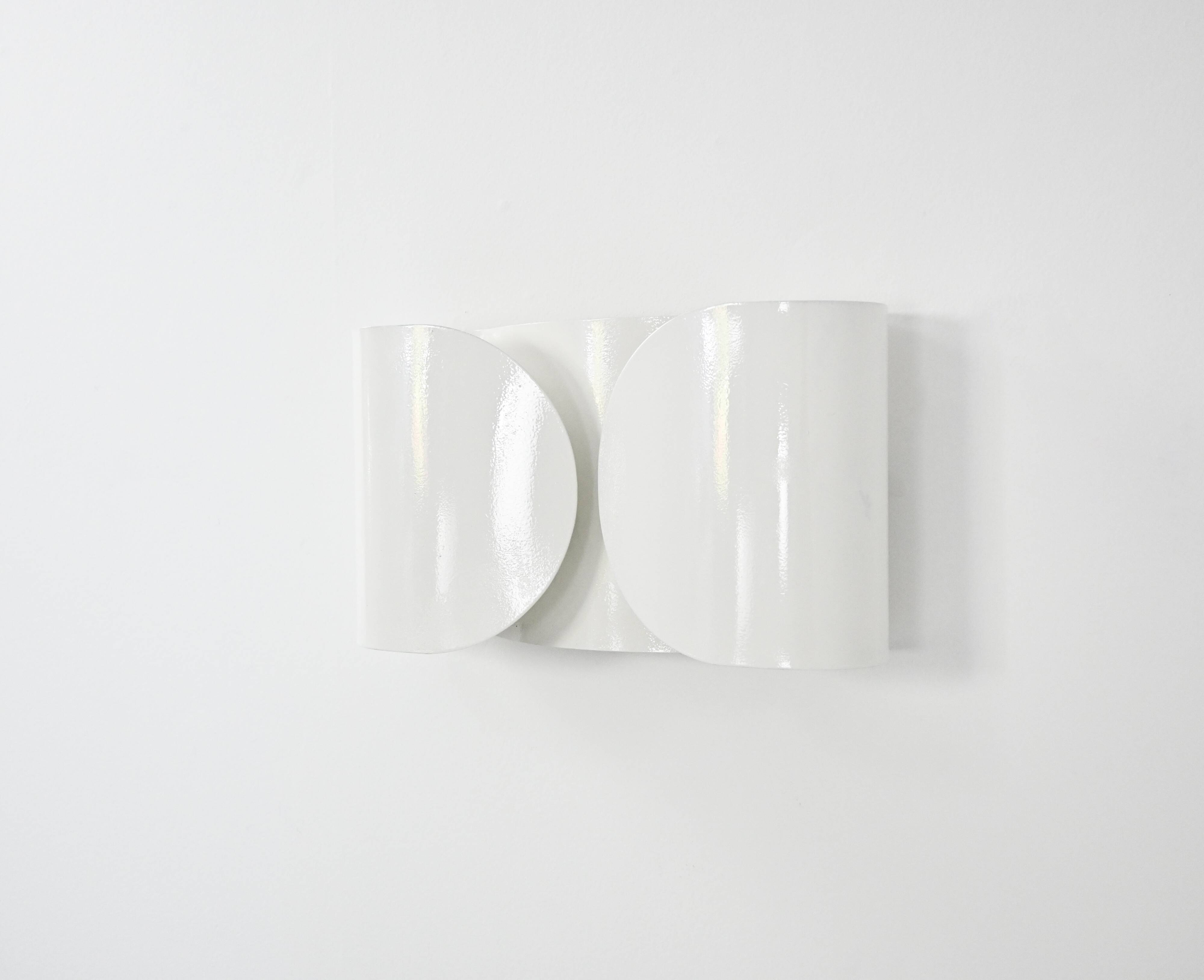 White "Foglio" wall light, by Tobia & Afra Scarpa for Flos, 1960s.