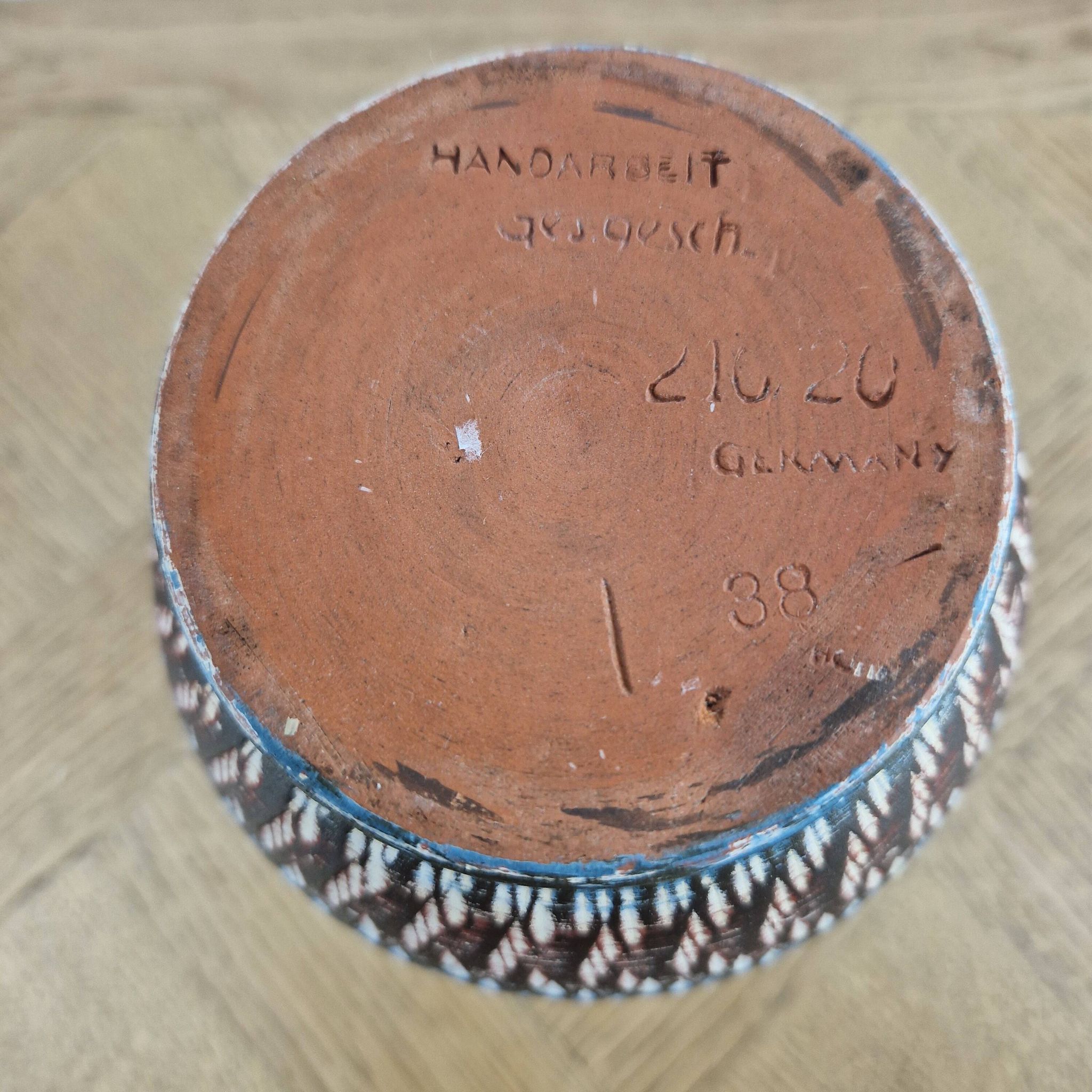 Vase  Handarbeit Ges Gesch Germany poterie vintage