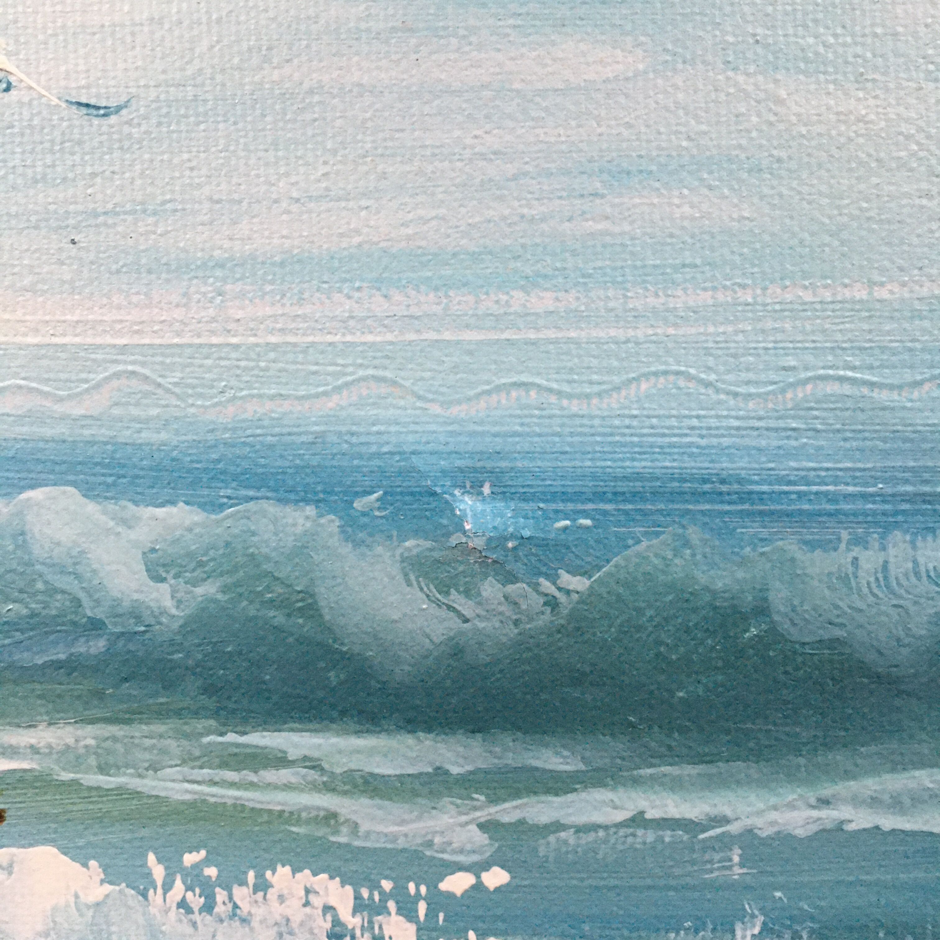 Table the blue waves