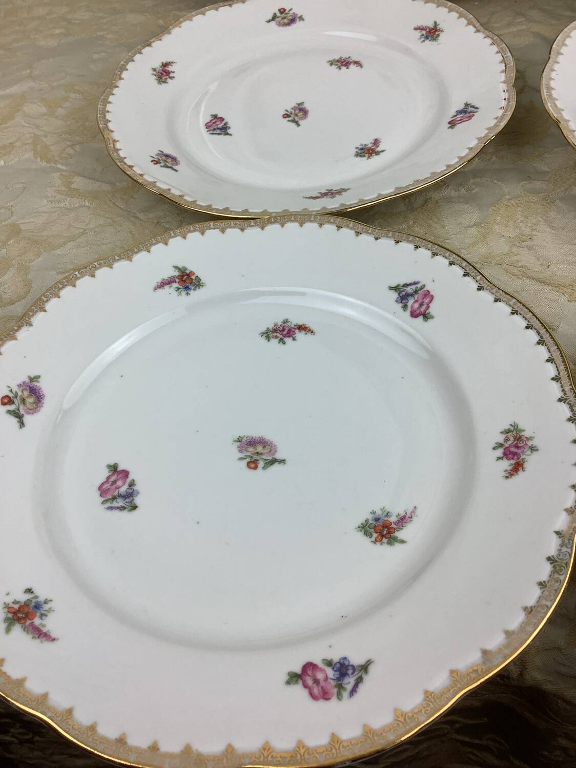 6 flat plates porcelain Limoges France