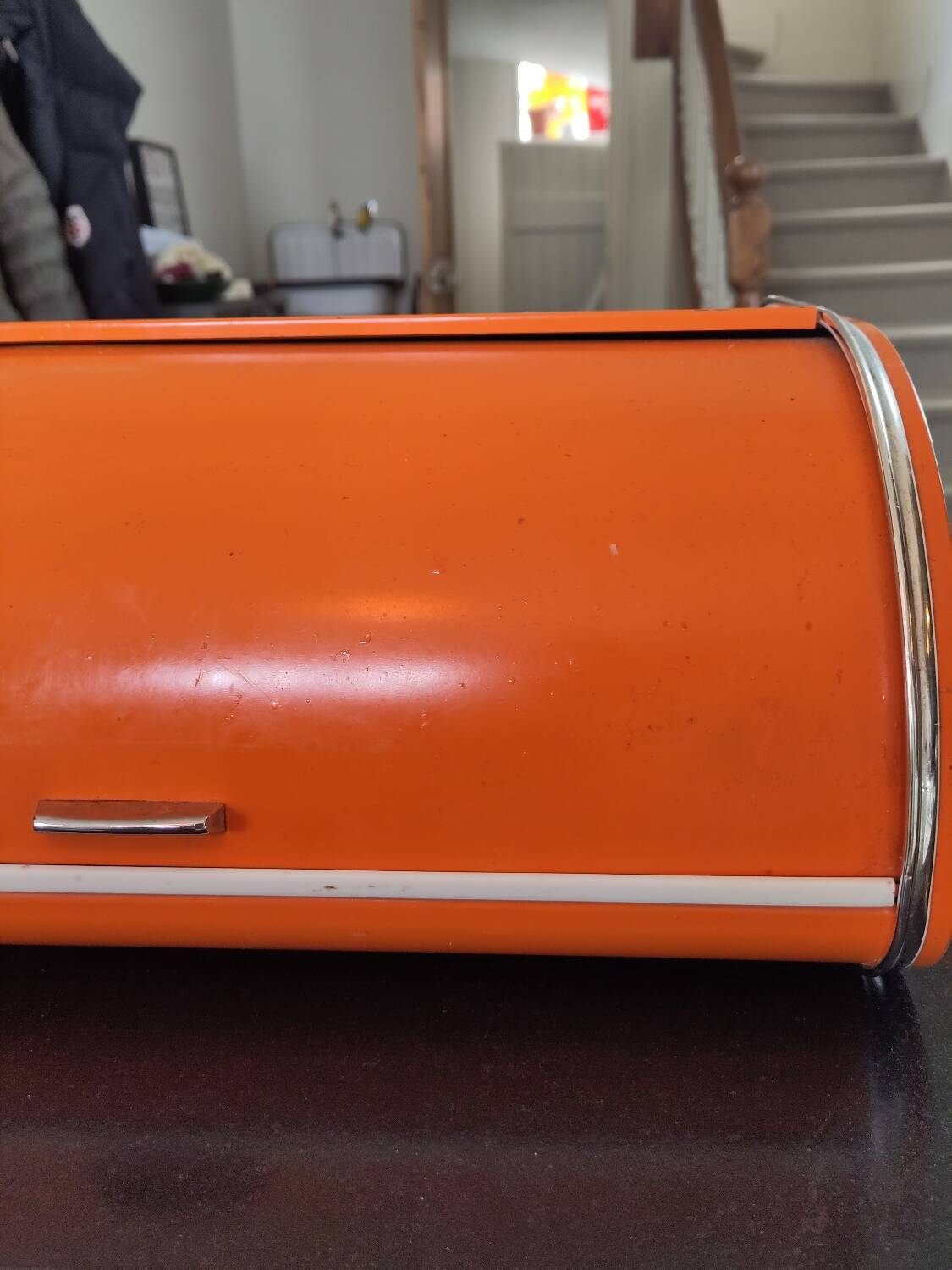 Bread bin 60