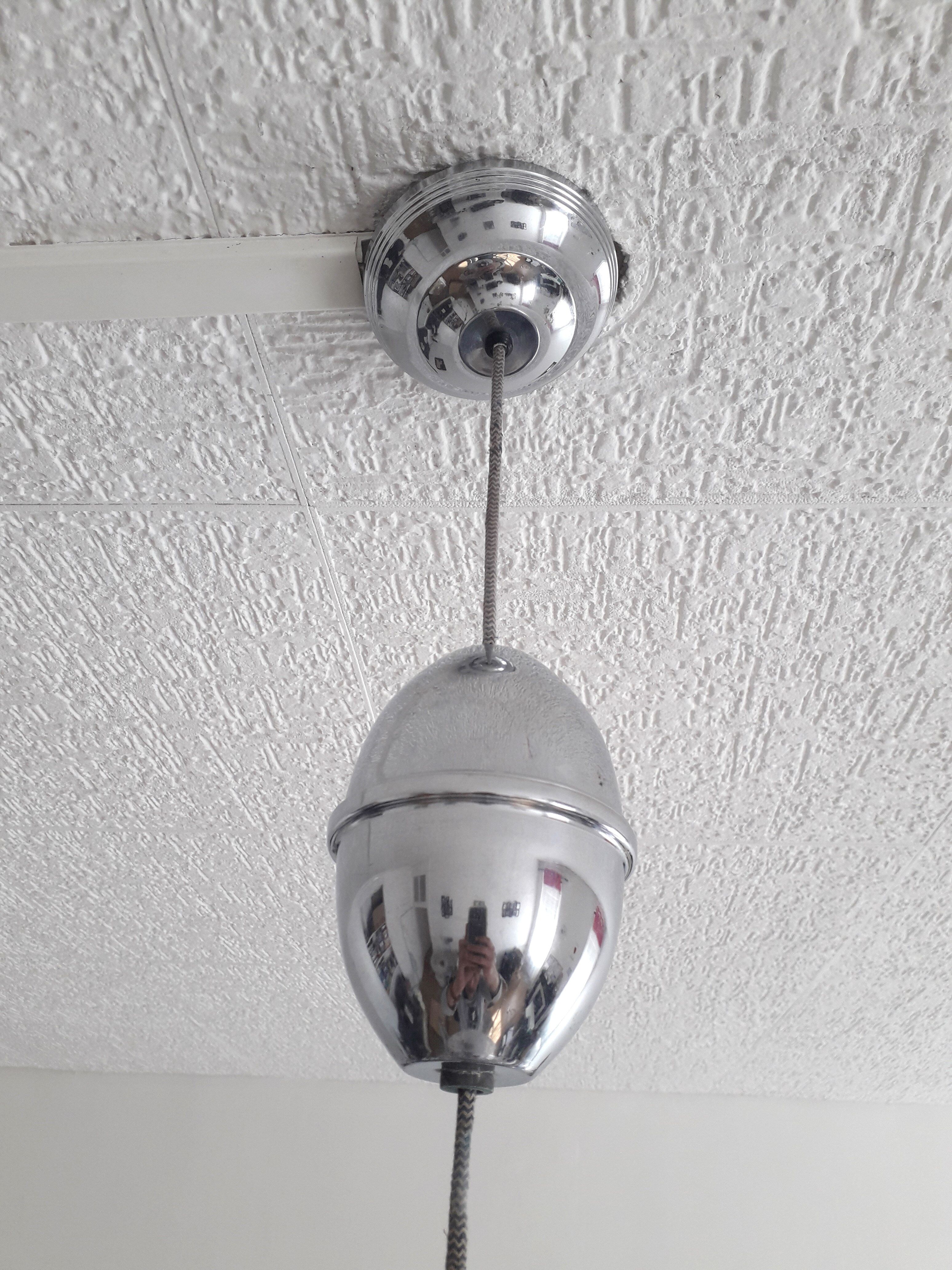 Suspension ''bistrot'' Monte et Baisse - Globe opaline blanche - 1940