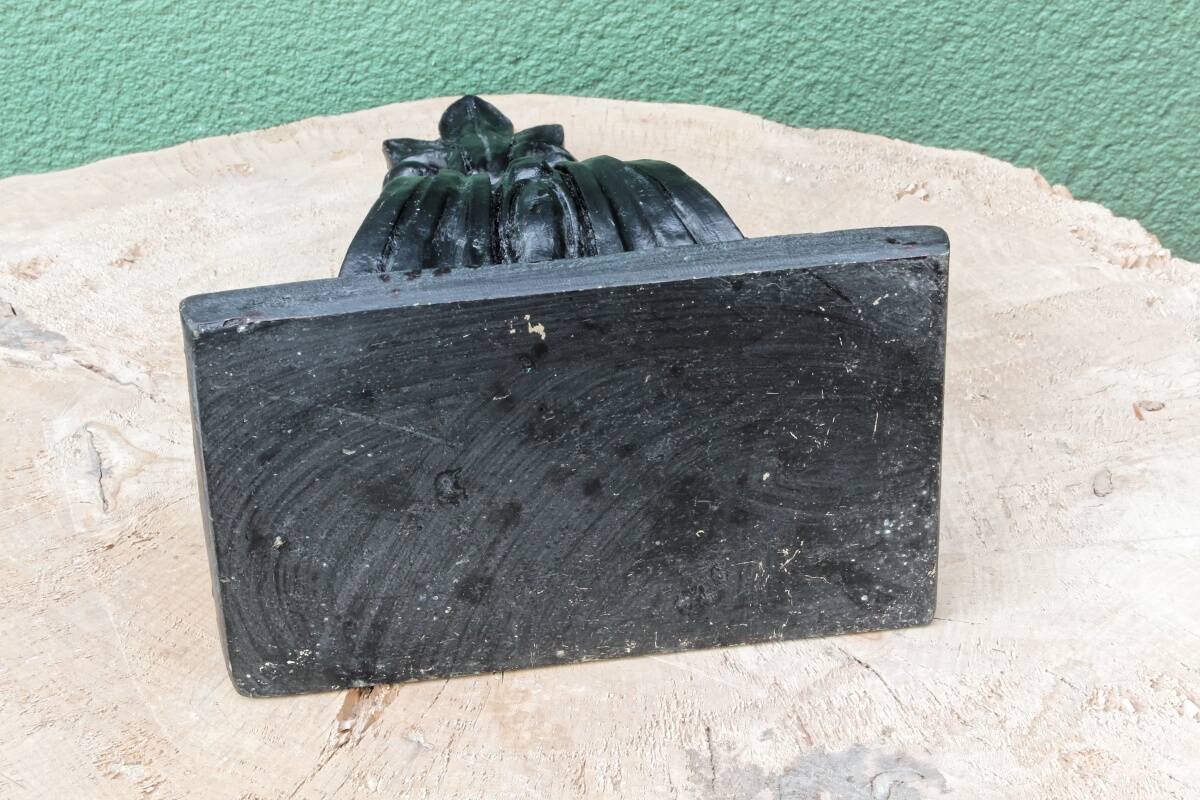 Pair of plaster wall brackets