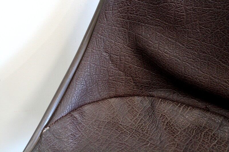 Pair of vintage chairs 1960/1970