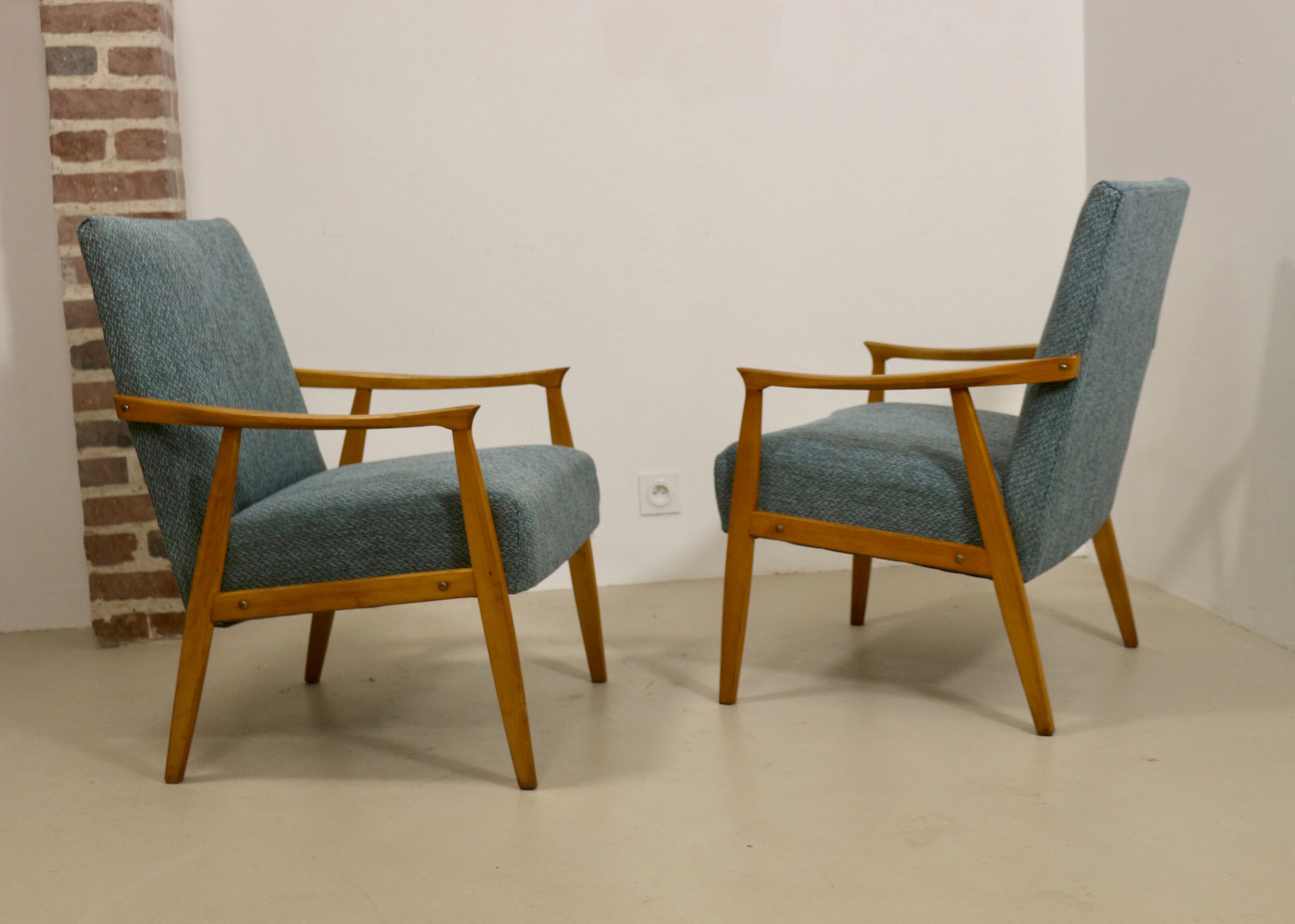 Pair of vintage armchairs in beech year 60