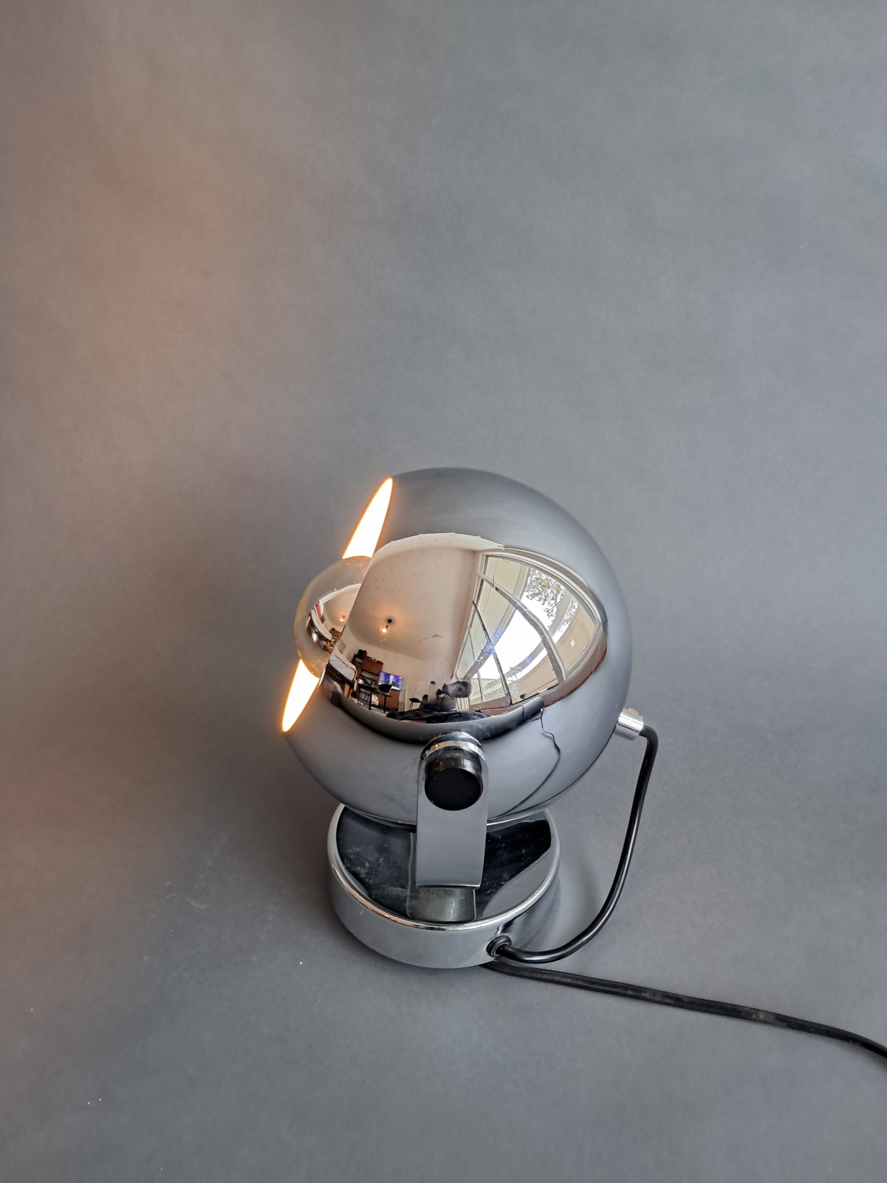 Eyeball chrome wall light 1960/1970