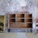 Asymmetrical shelf with lockers on feet