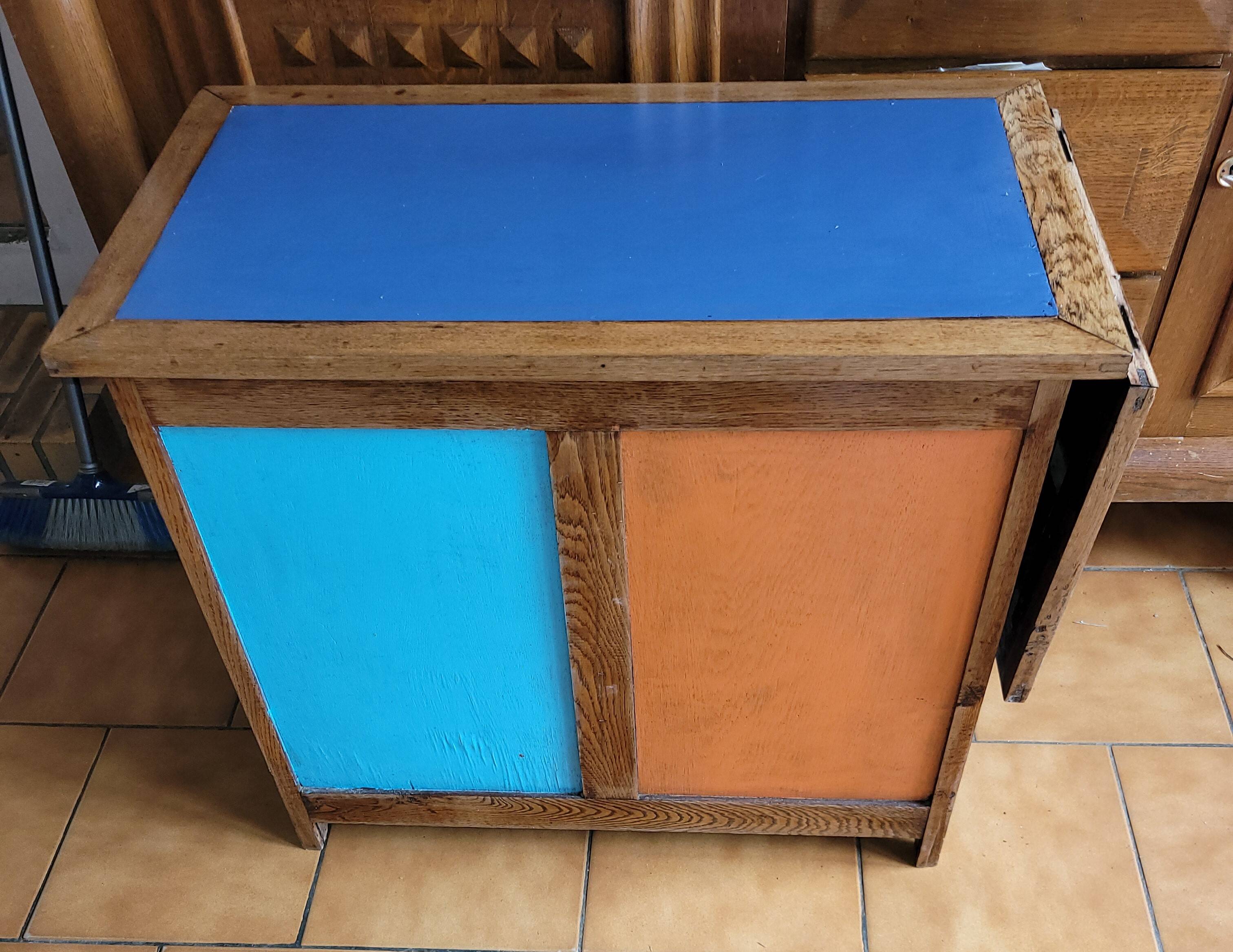 Children's desk 1950 - 1960 with extension and shelf