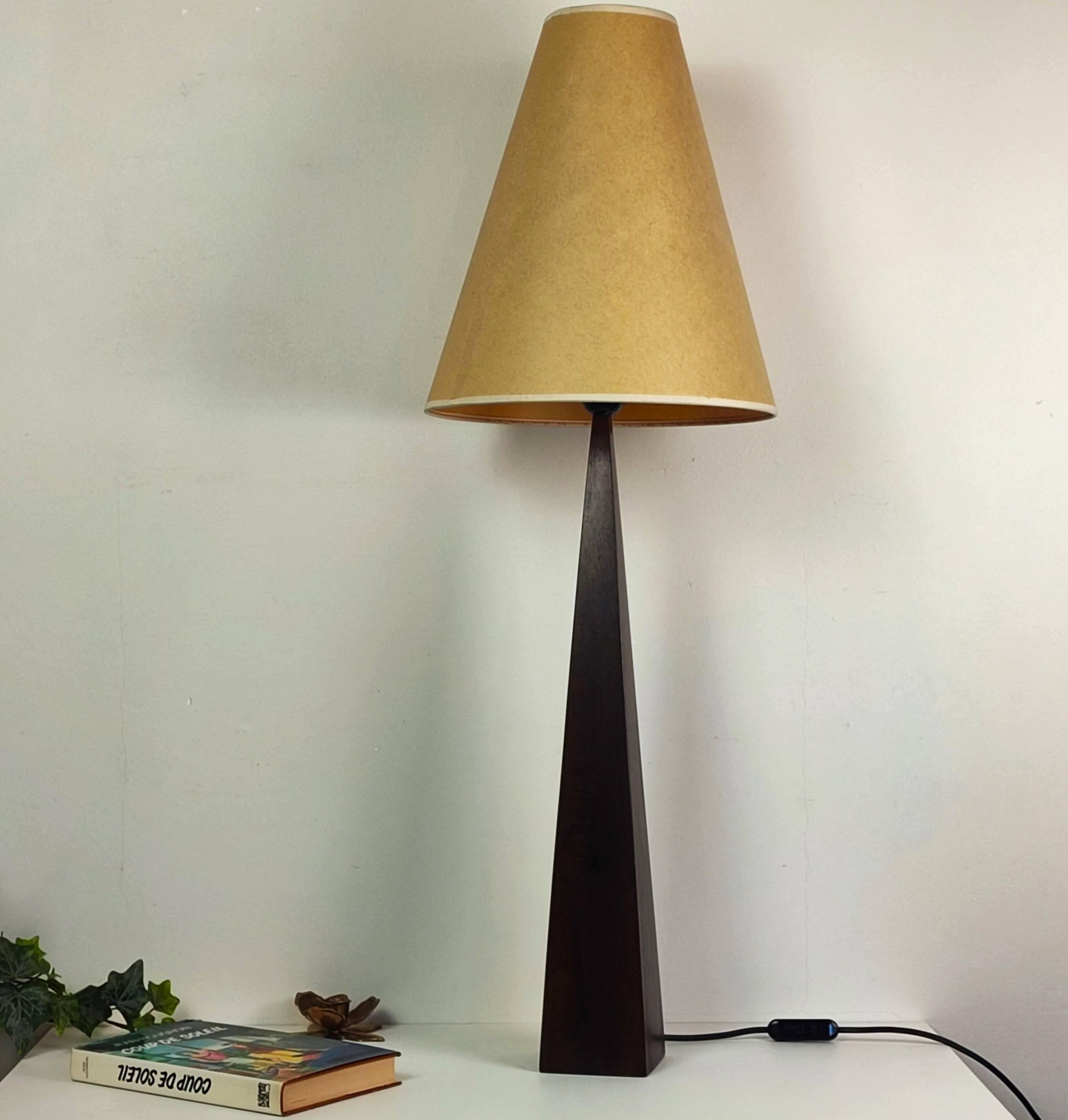 Atelier Lumen Lamp