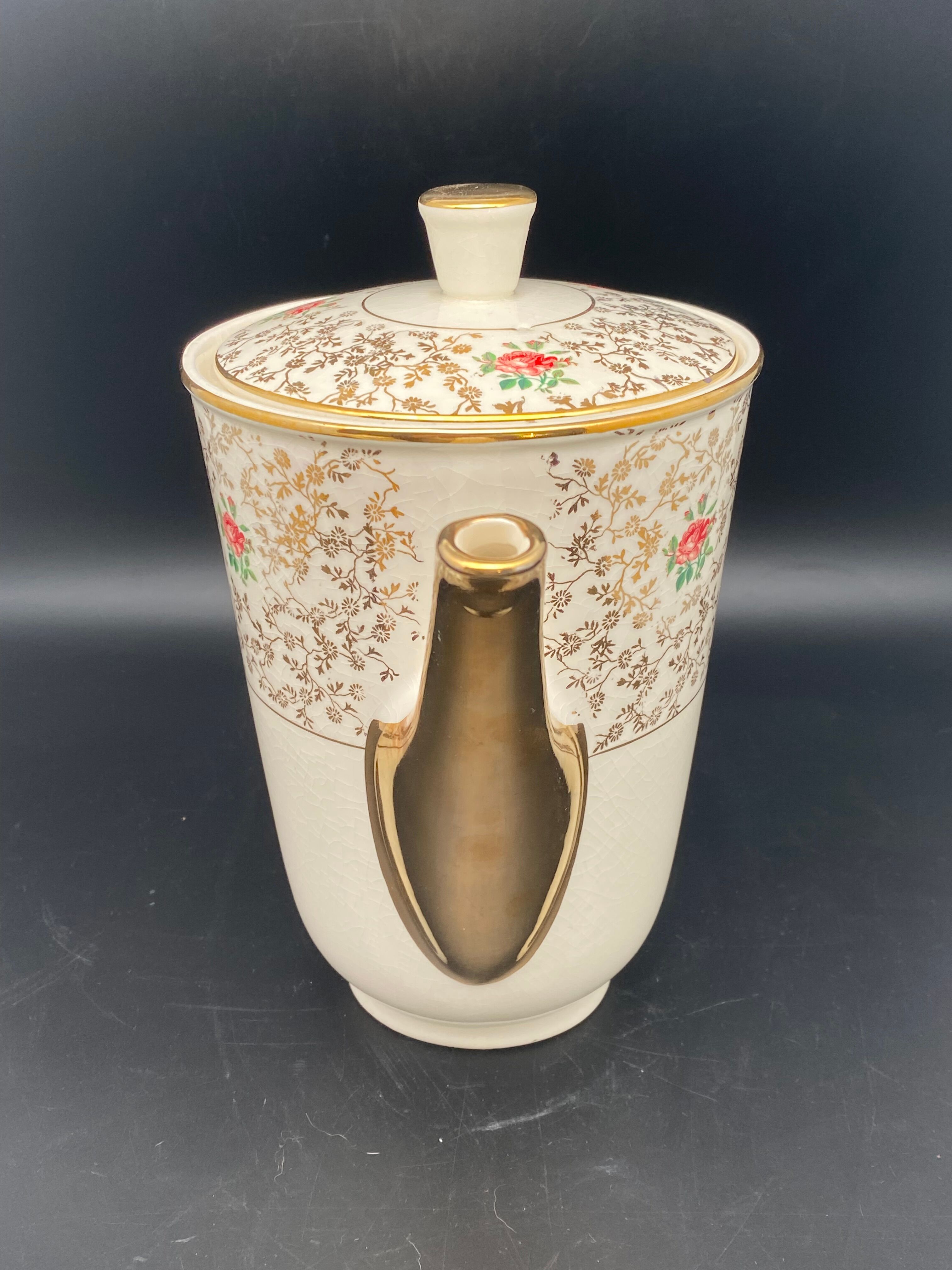 Villeroy & Boch porcelain tea set roses and gilding
