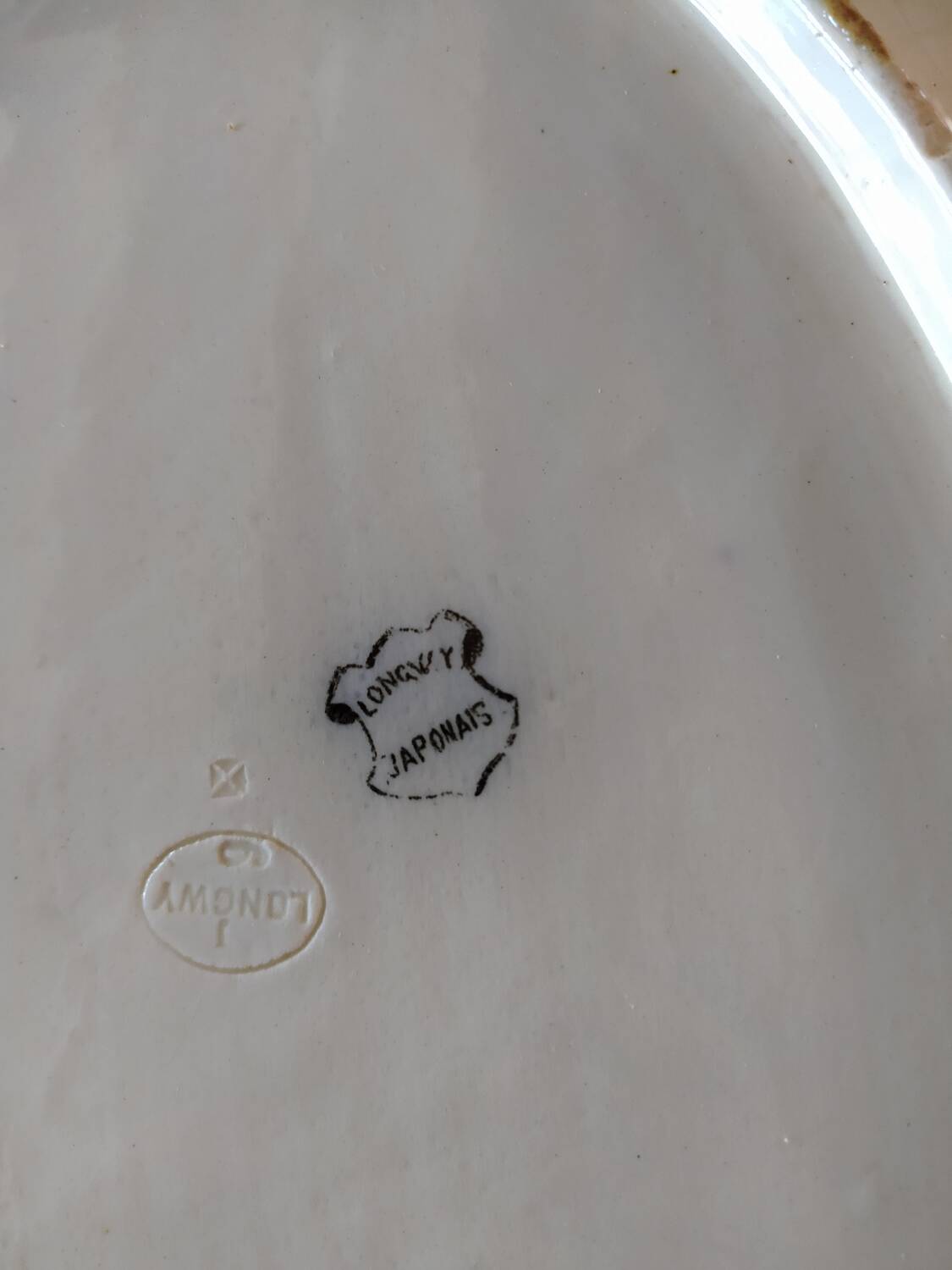 Plat faïence de Longwy