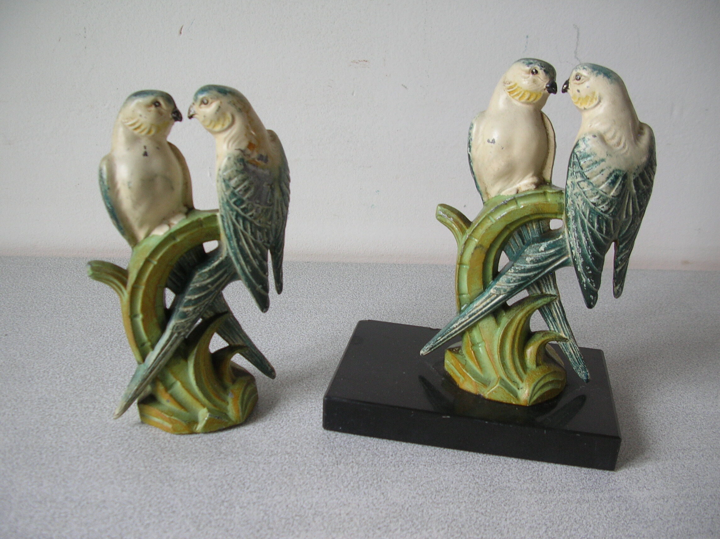 Bookends paperweight parrot couple macaw parakeet in polychrome regulation