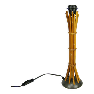 Pied de lampe en bambou/rotin