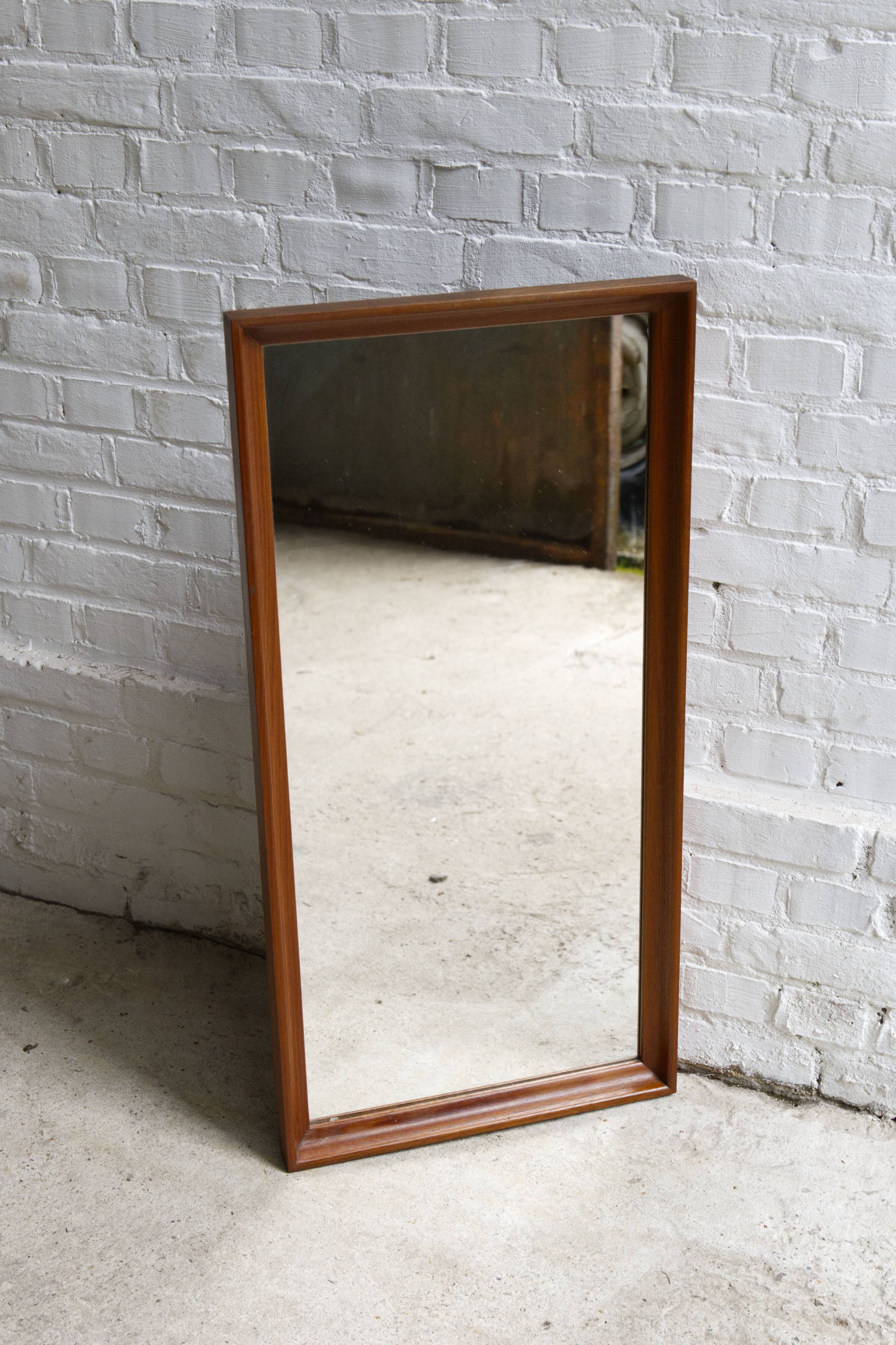 Miroir vintage danois en teck, années 1960