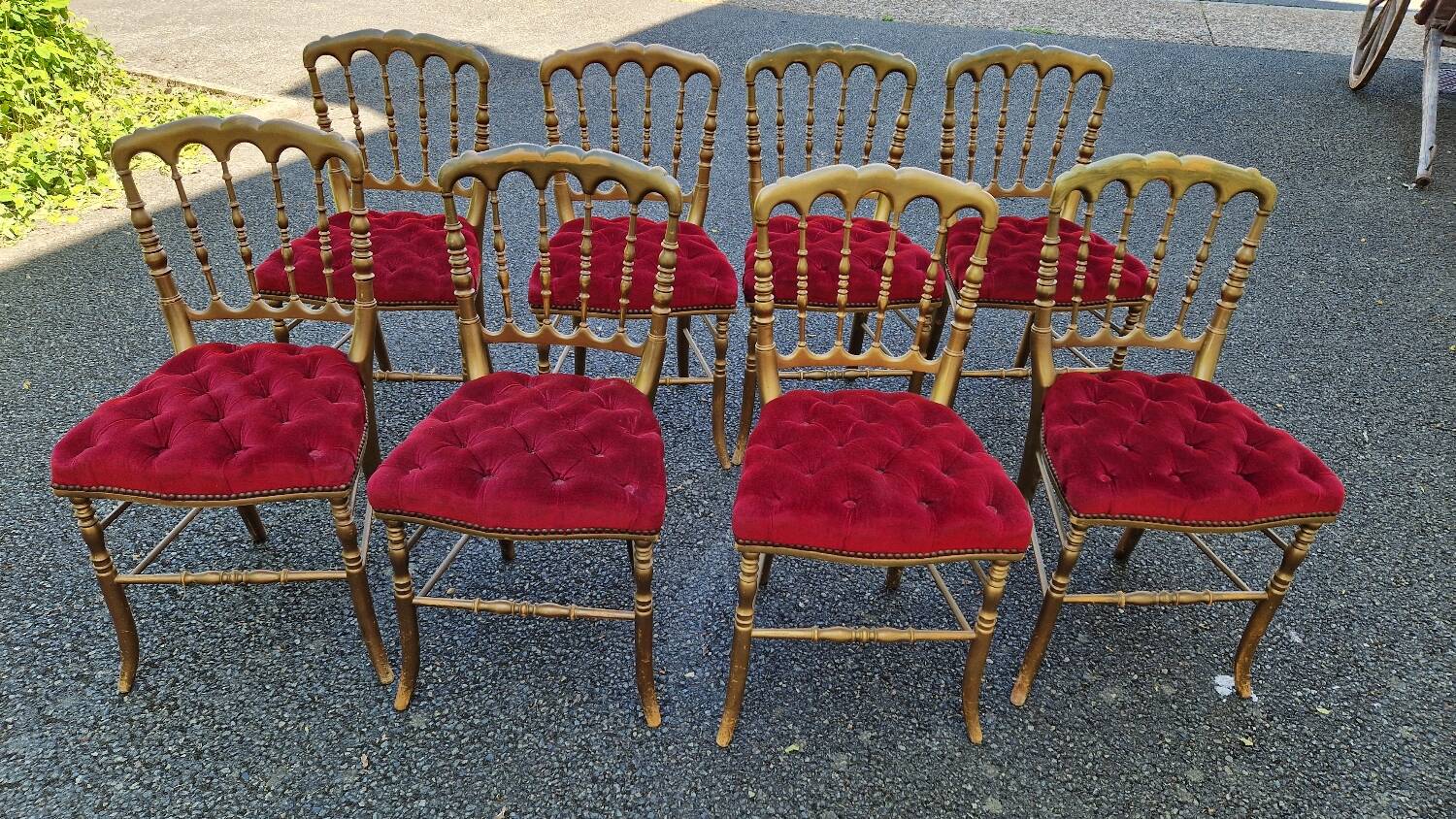 8 theater chairs