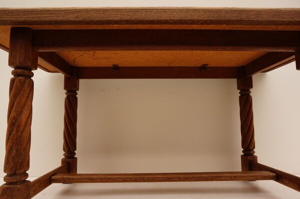 Table basse vintage avec inserts en carrelage