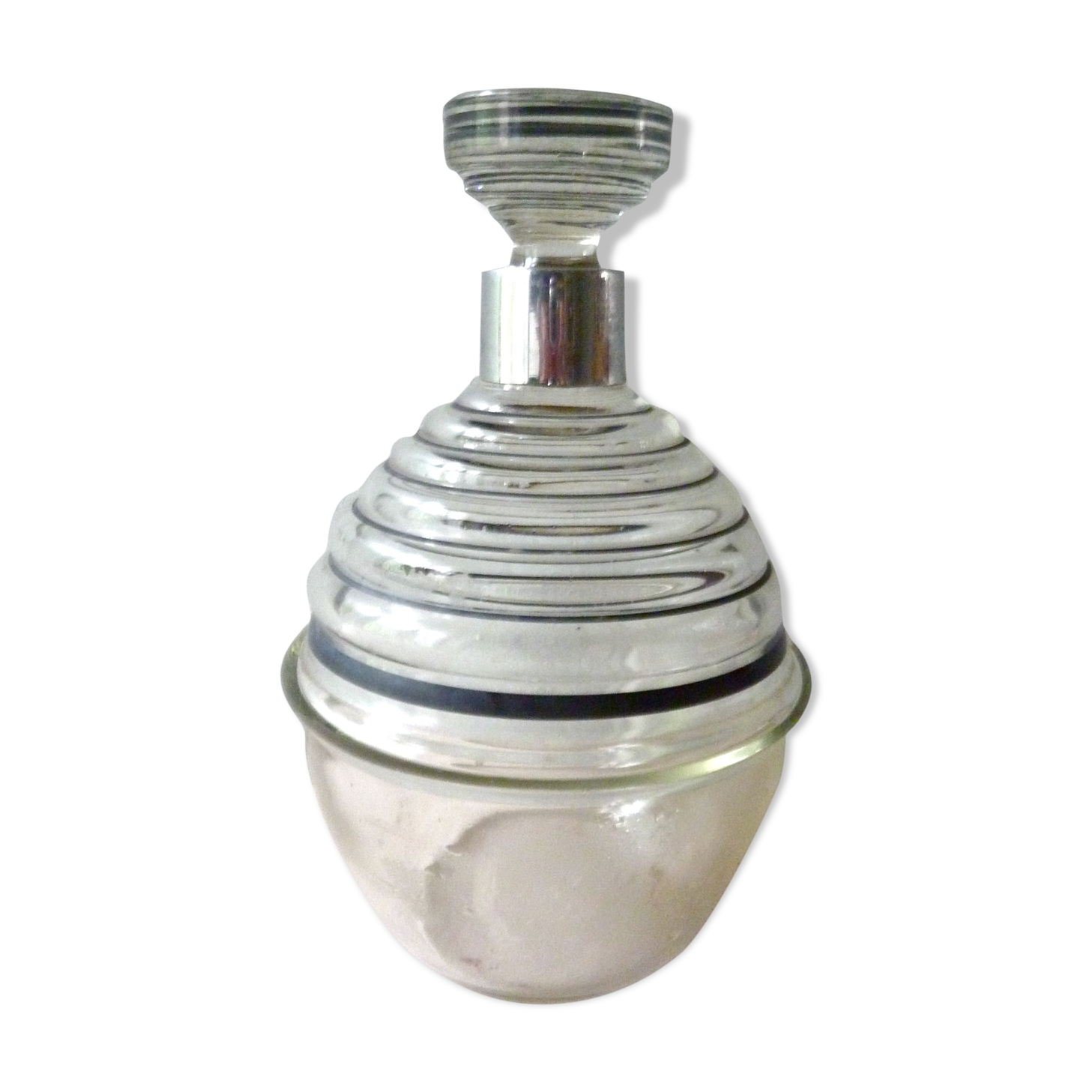 Art Deco decanter in glass and silver metal