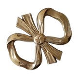 Flat silver knot utable mat