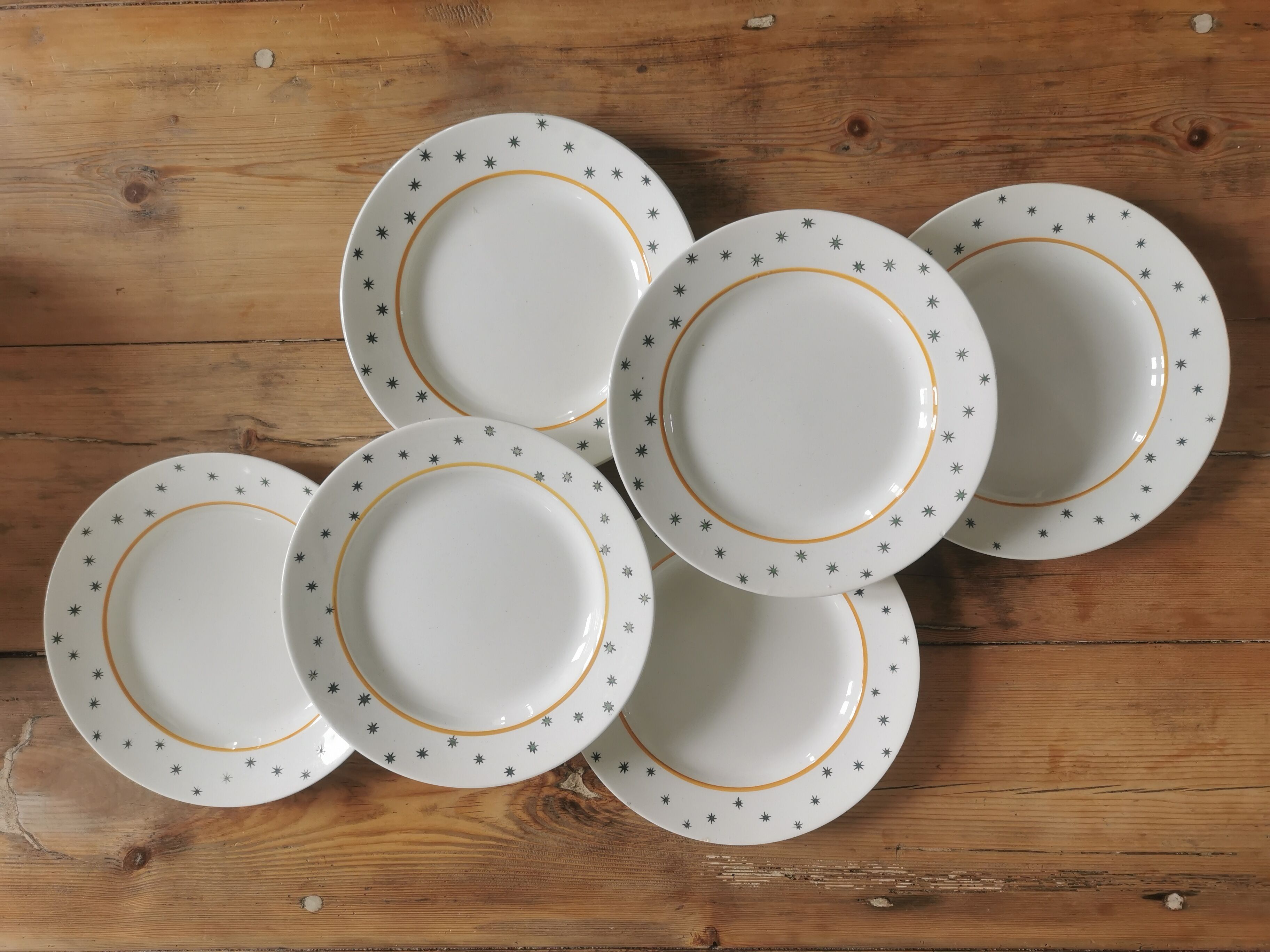 Set of 6 vintage plates, gien