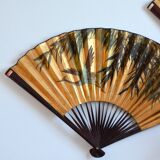 Paire d’éventails chinois dorés, 1960