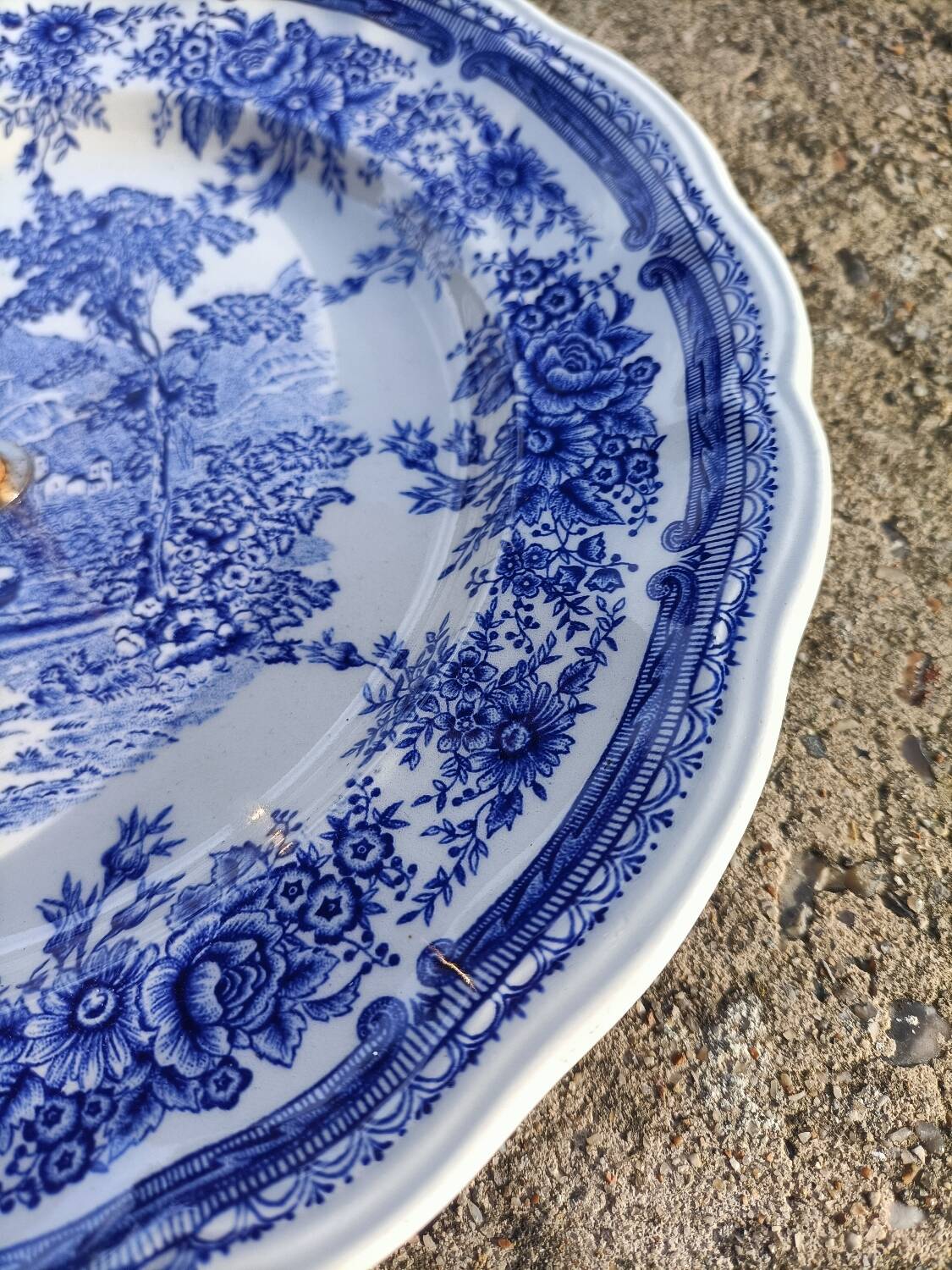 Lunéville retro cake stand