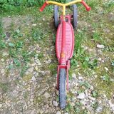 Ancienne trottinette nordy enfant métal rouge années 70 vintage