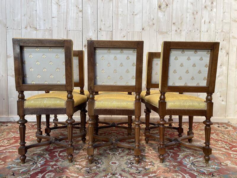 Suite de 6 chaises Napoléon III en noyer et tissu