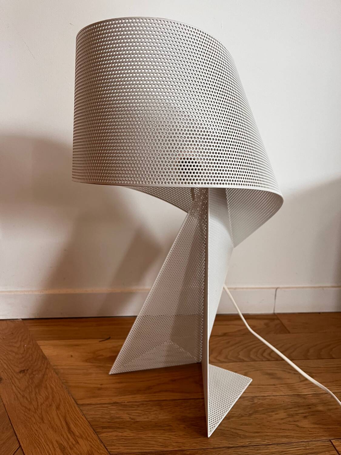 Ribbon lamp vintage habitat rare model