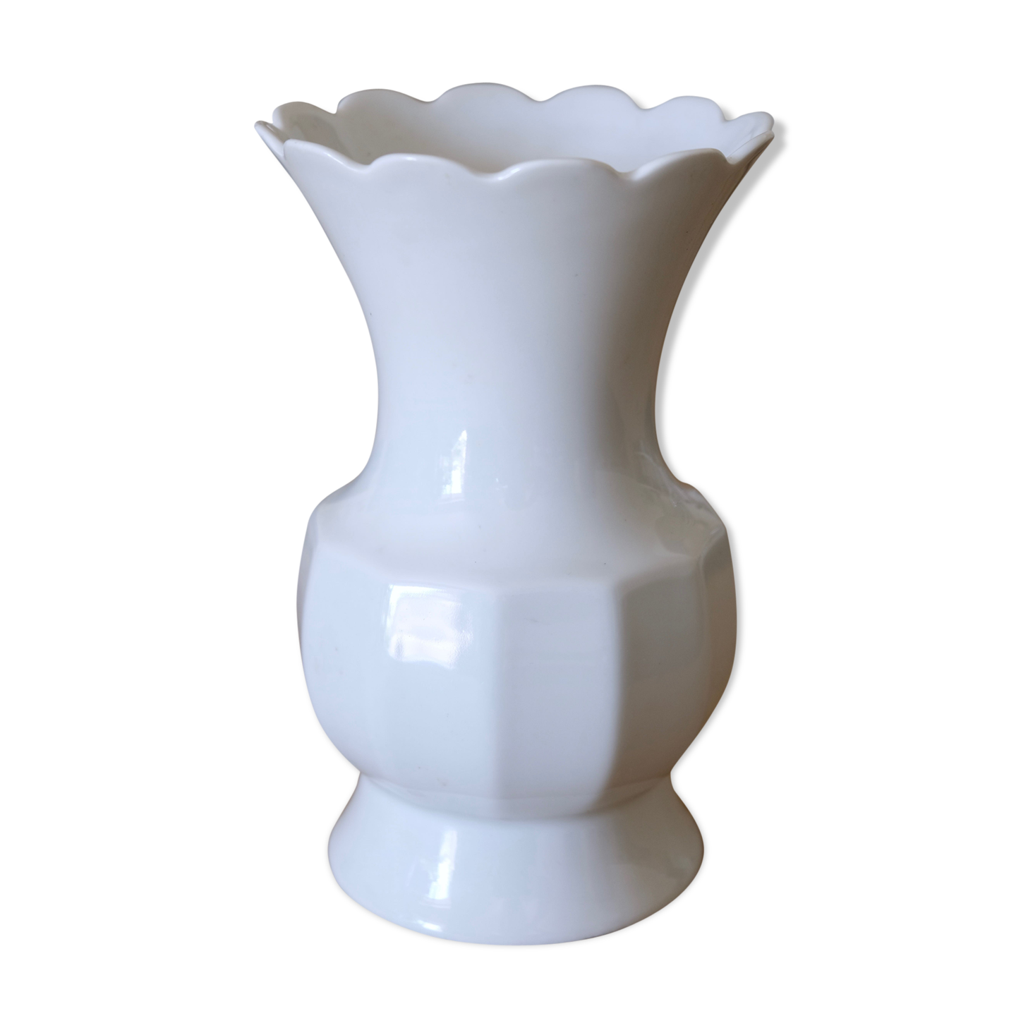 White vase Bareuther Waldsassen 50s