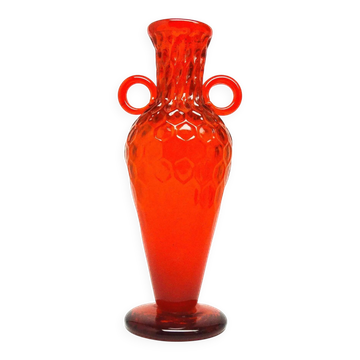 Vase, modernism, red glass, designed by M. Gołogórski, Poland, 1970s