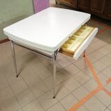 Vanilla formica table - Vintage