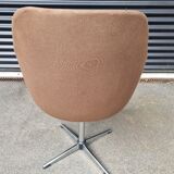 Shell armchair egg 1970