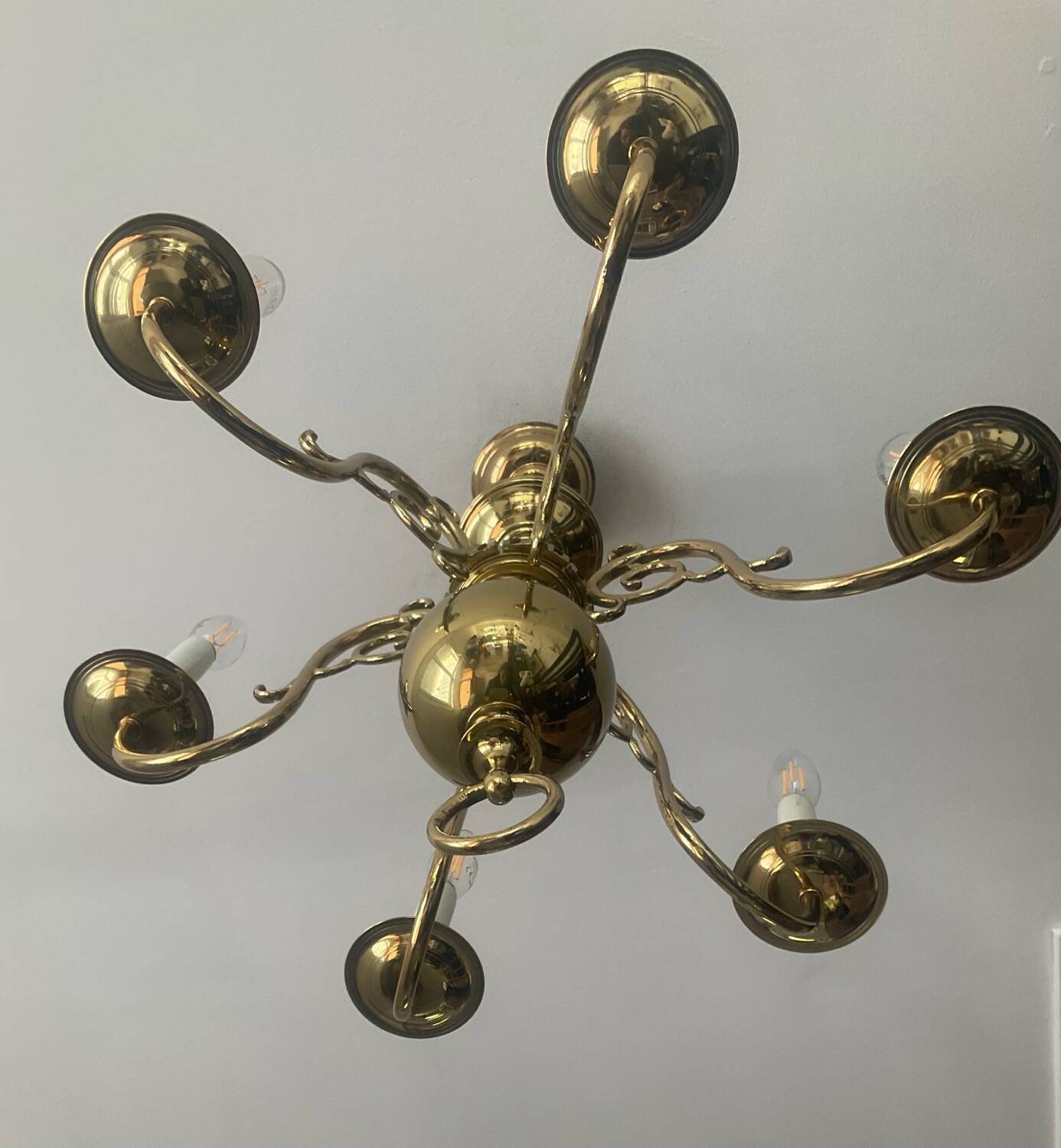 Antique Dutch 6-light chandelier in solid bronze