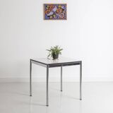 Table carré en acier chromé - USM Haller