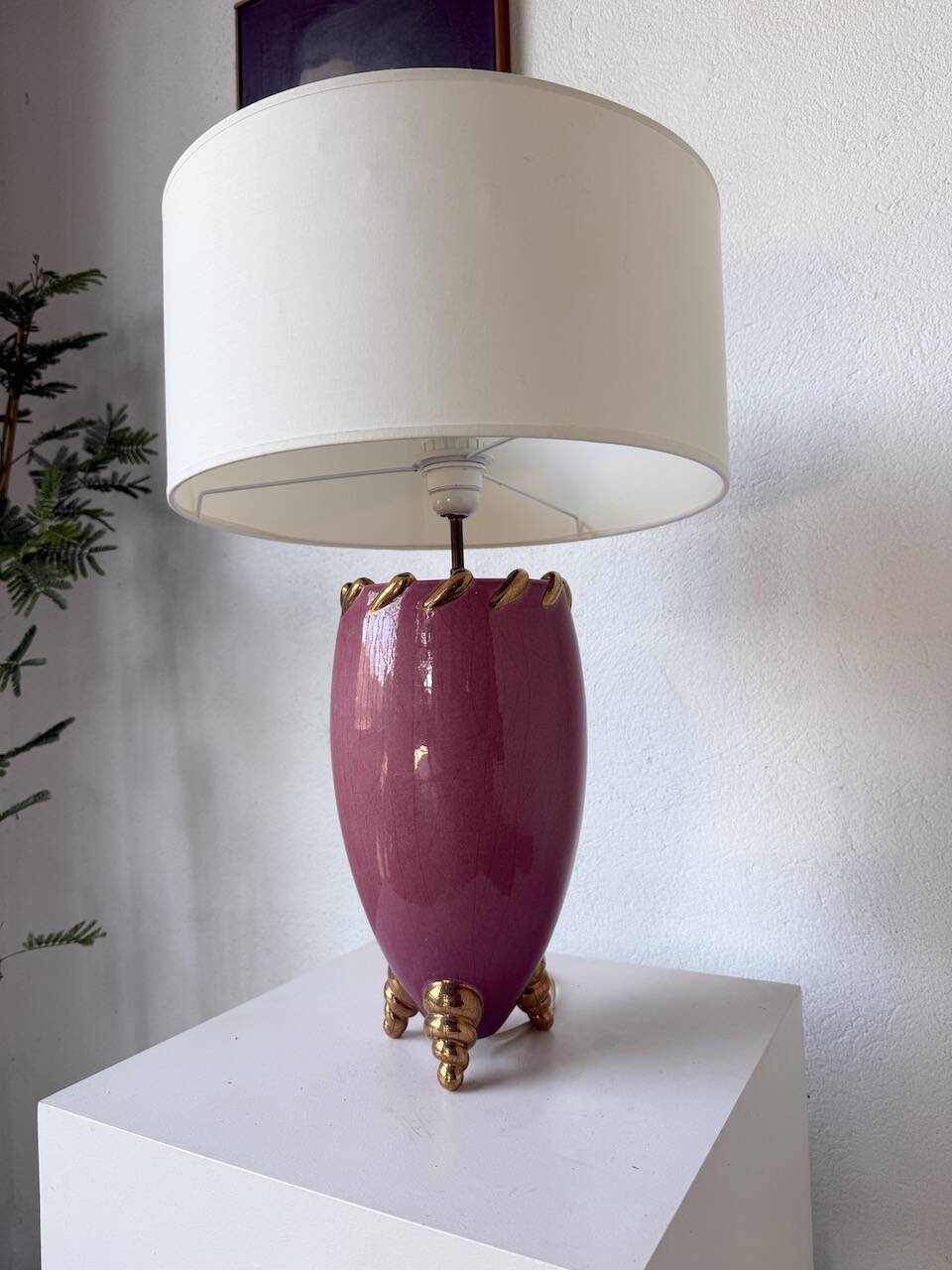 Pink and gold ceramic tripod table lamp