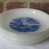 6 hollow plates from Arcopal in good condition