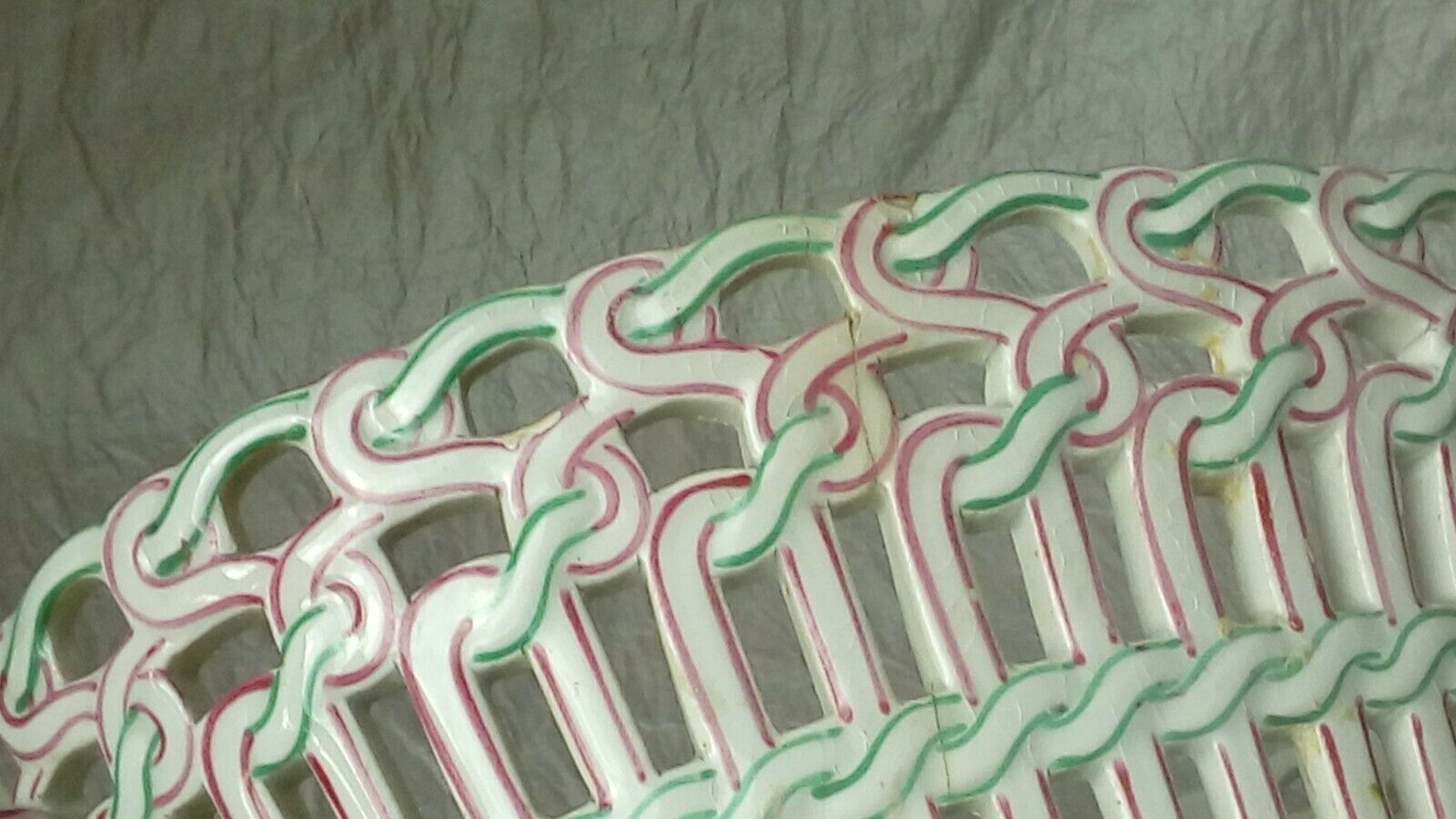 BASKET IN FAIENCE OPENWORK KELLER AND GUERIN LUNEVILLE