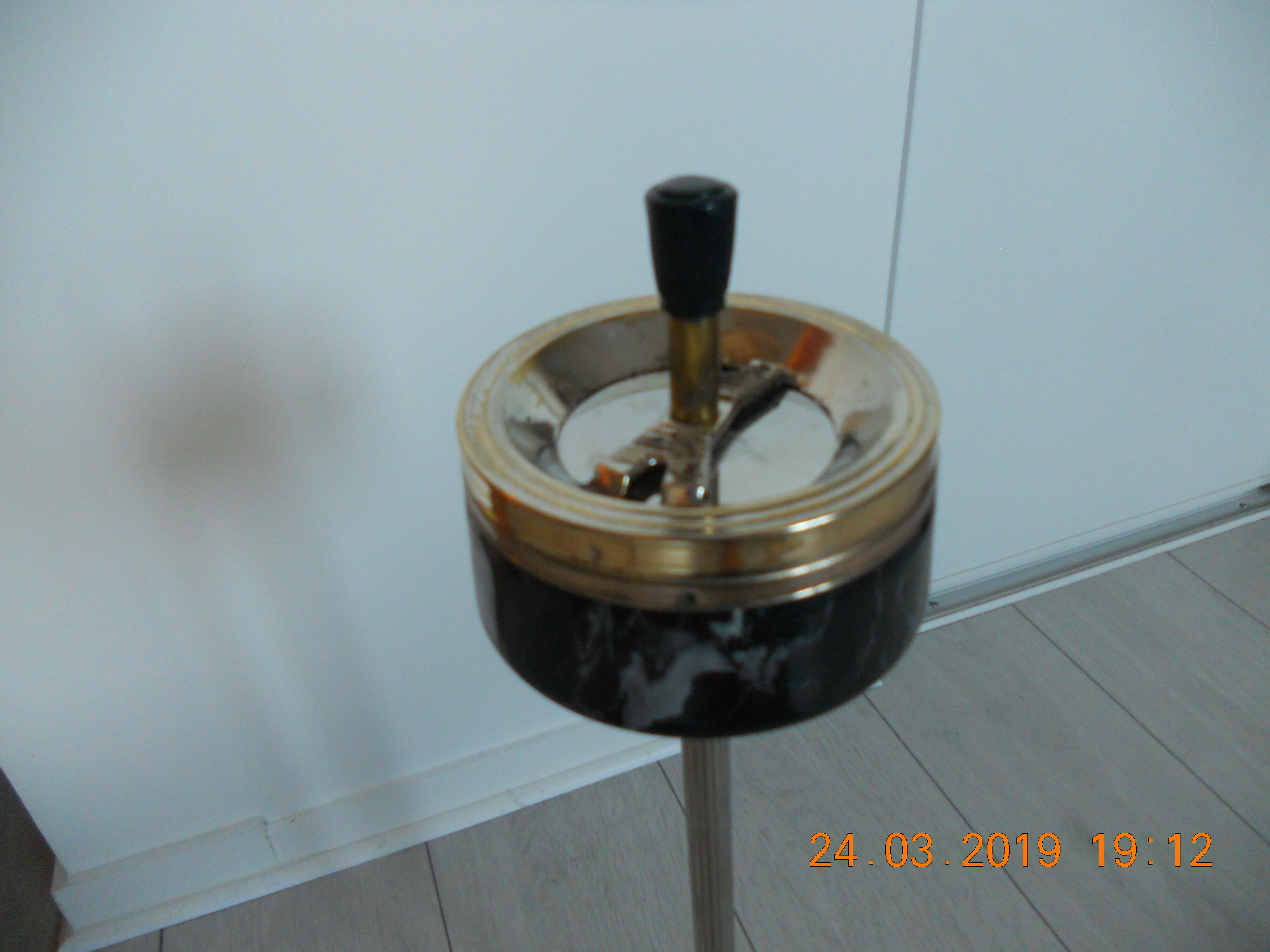 Ashtray on foot 50s vintage