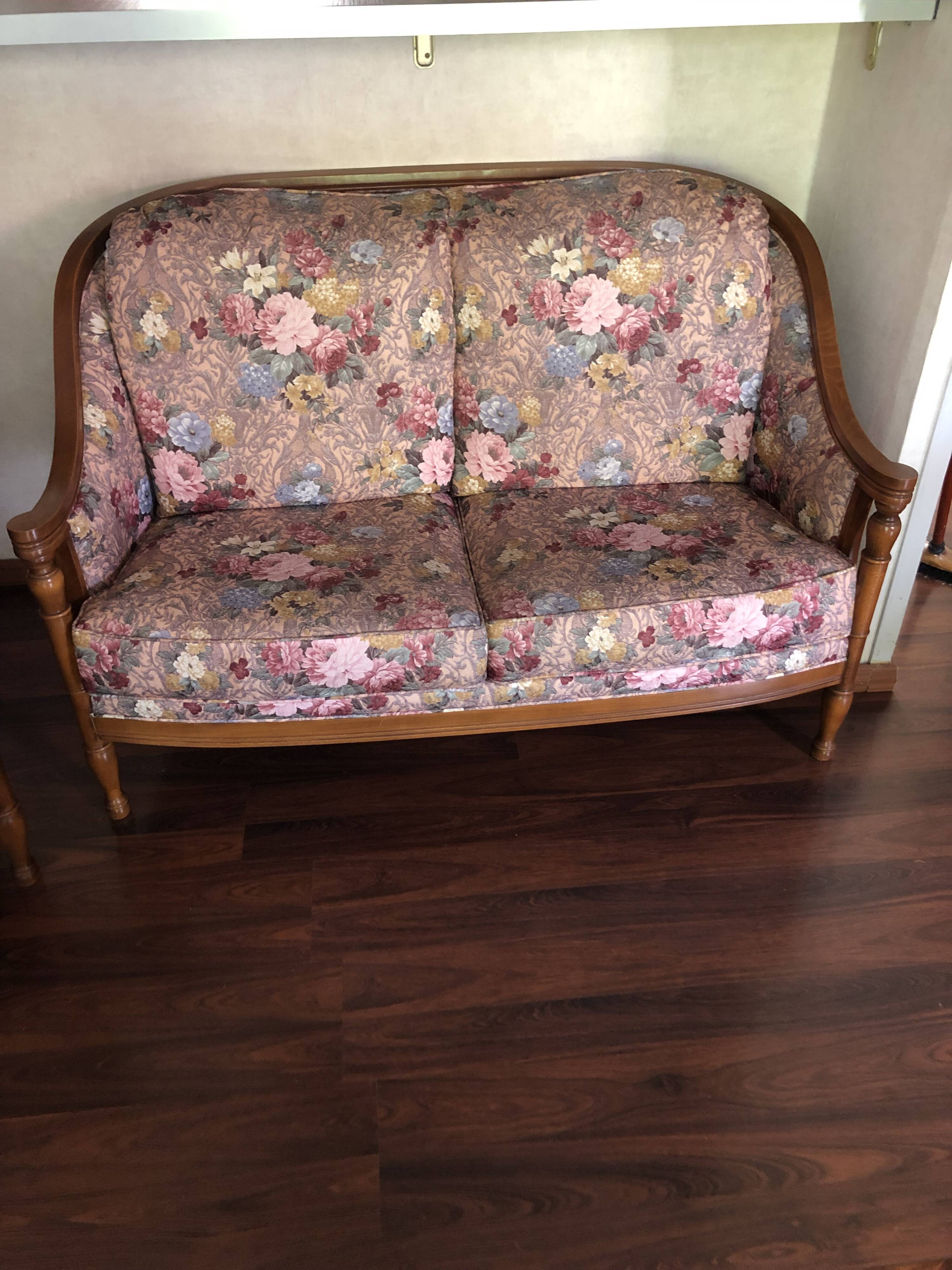 Lot of vintage sofa and armchair with floral patterns.