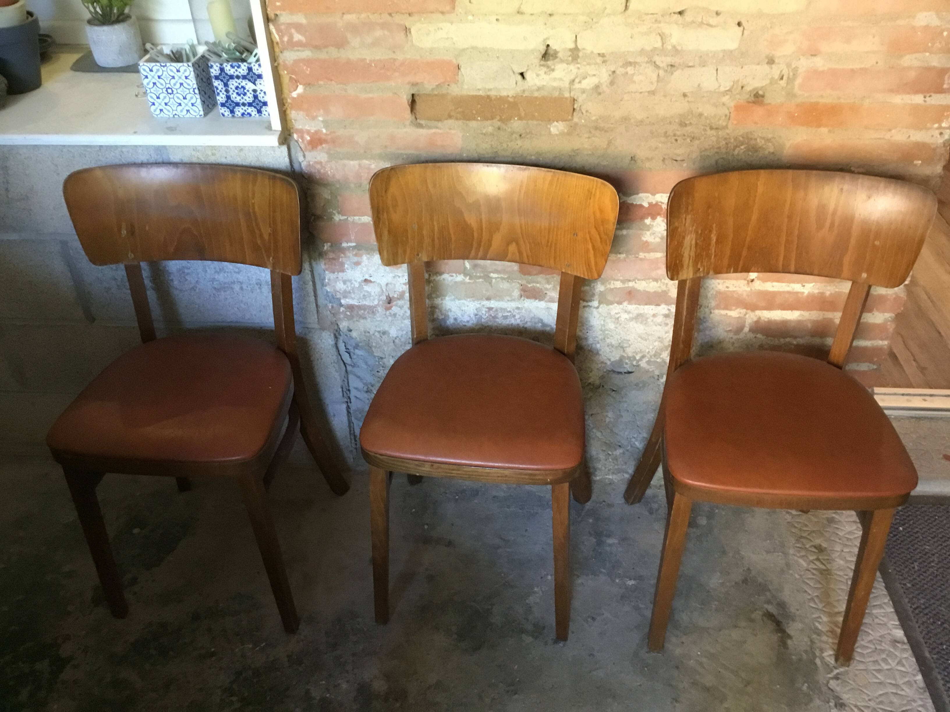 Lot de 3 chaises bistrot thonet bois courbé et skaï marron