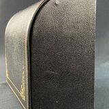 Le Tanneur mail binder sorter leather gilded decoration with small Regency style iron