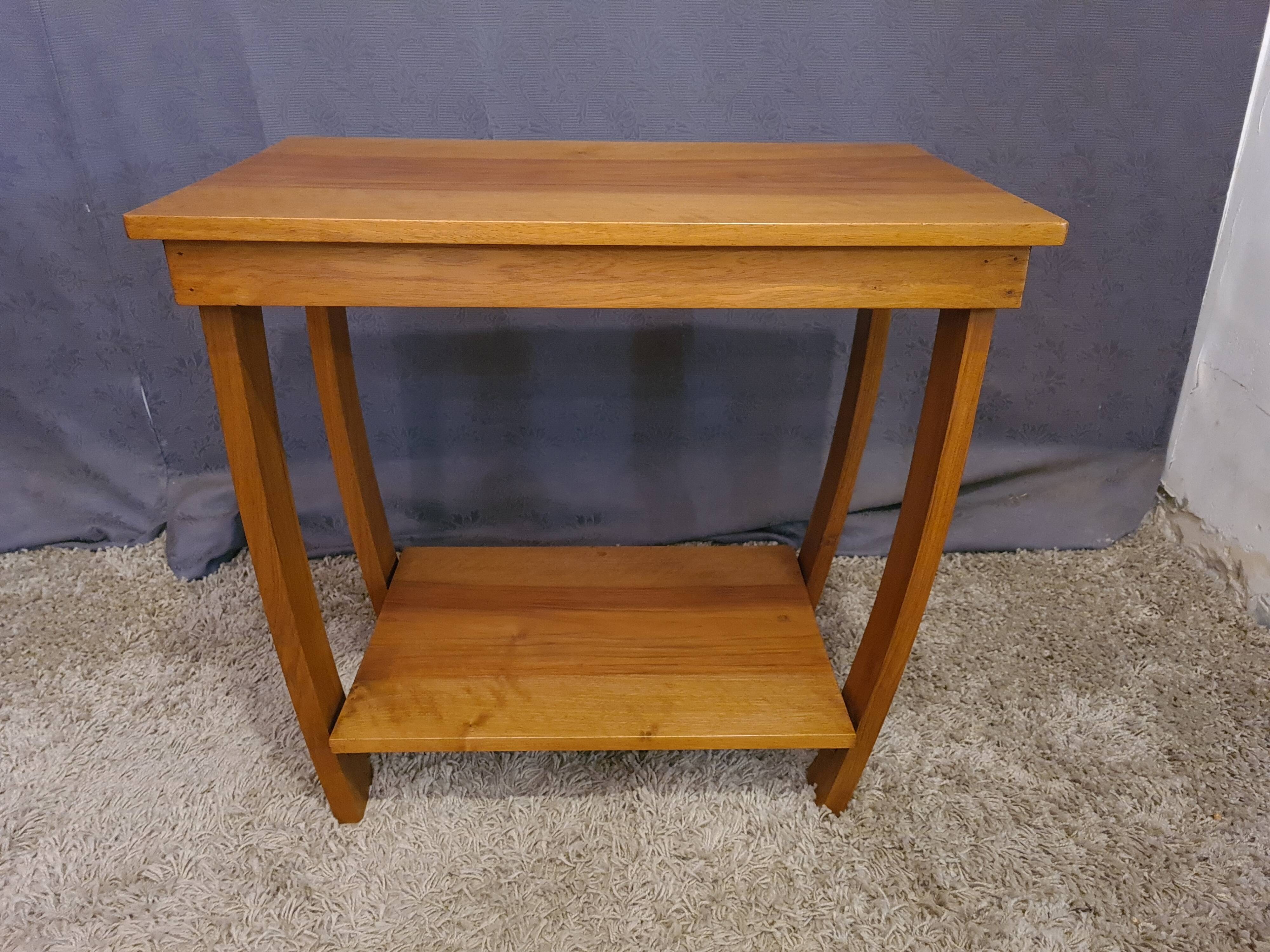 Side table design 50