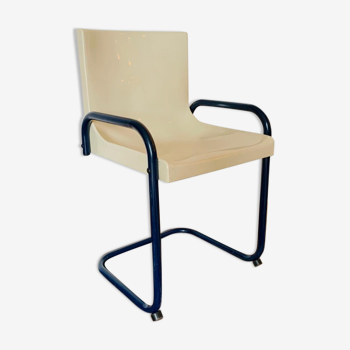 Monocoque chair Meubles Gautier 1970