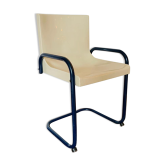 Monocoque chair Meubles Gautier 1970