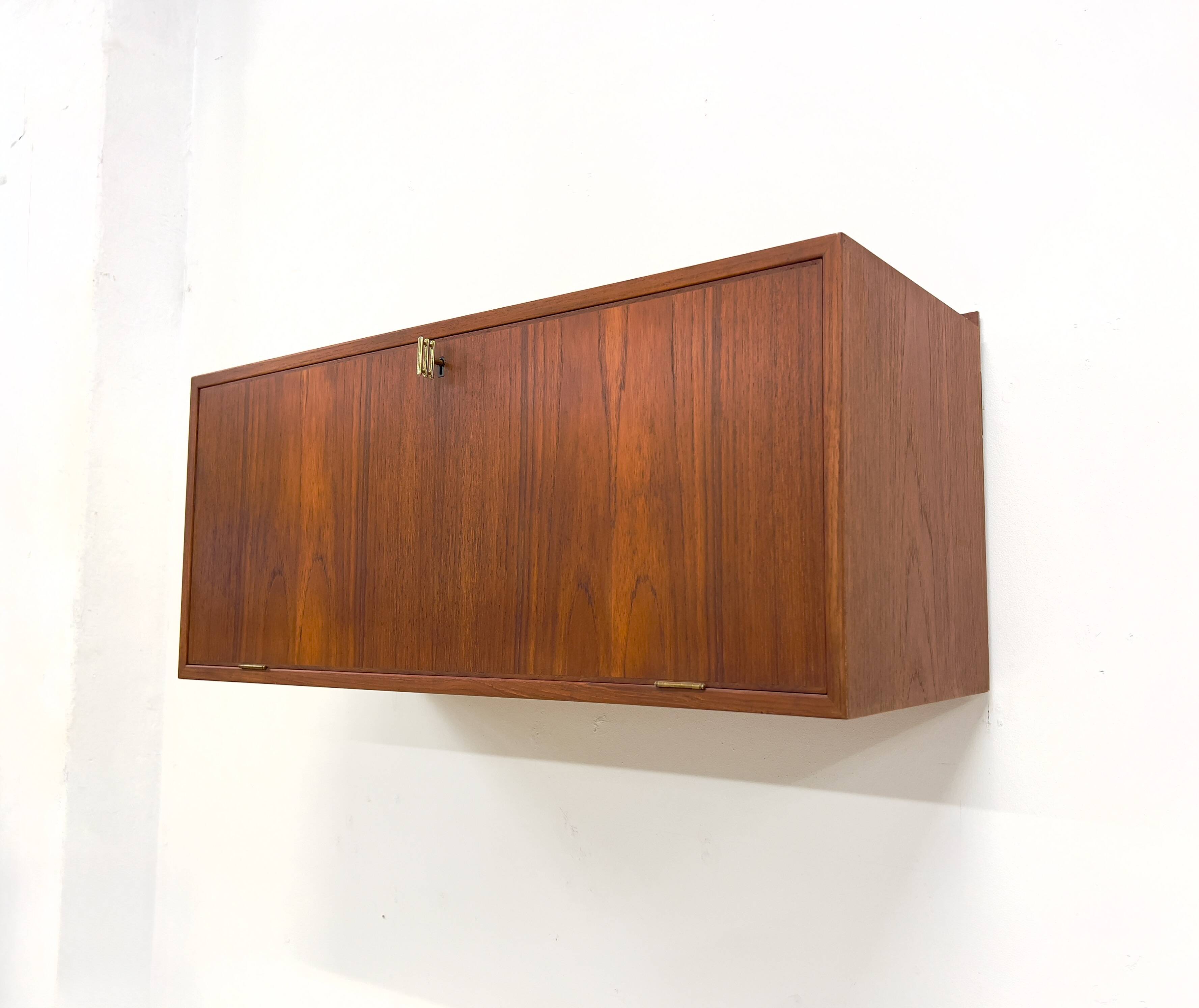Teak Bar Cabinet By Kai Kristiansen For Feldballes, 1960s