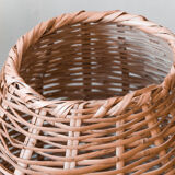High wicker pan with handles