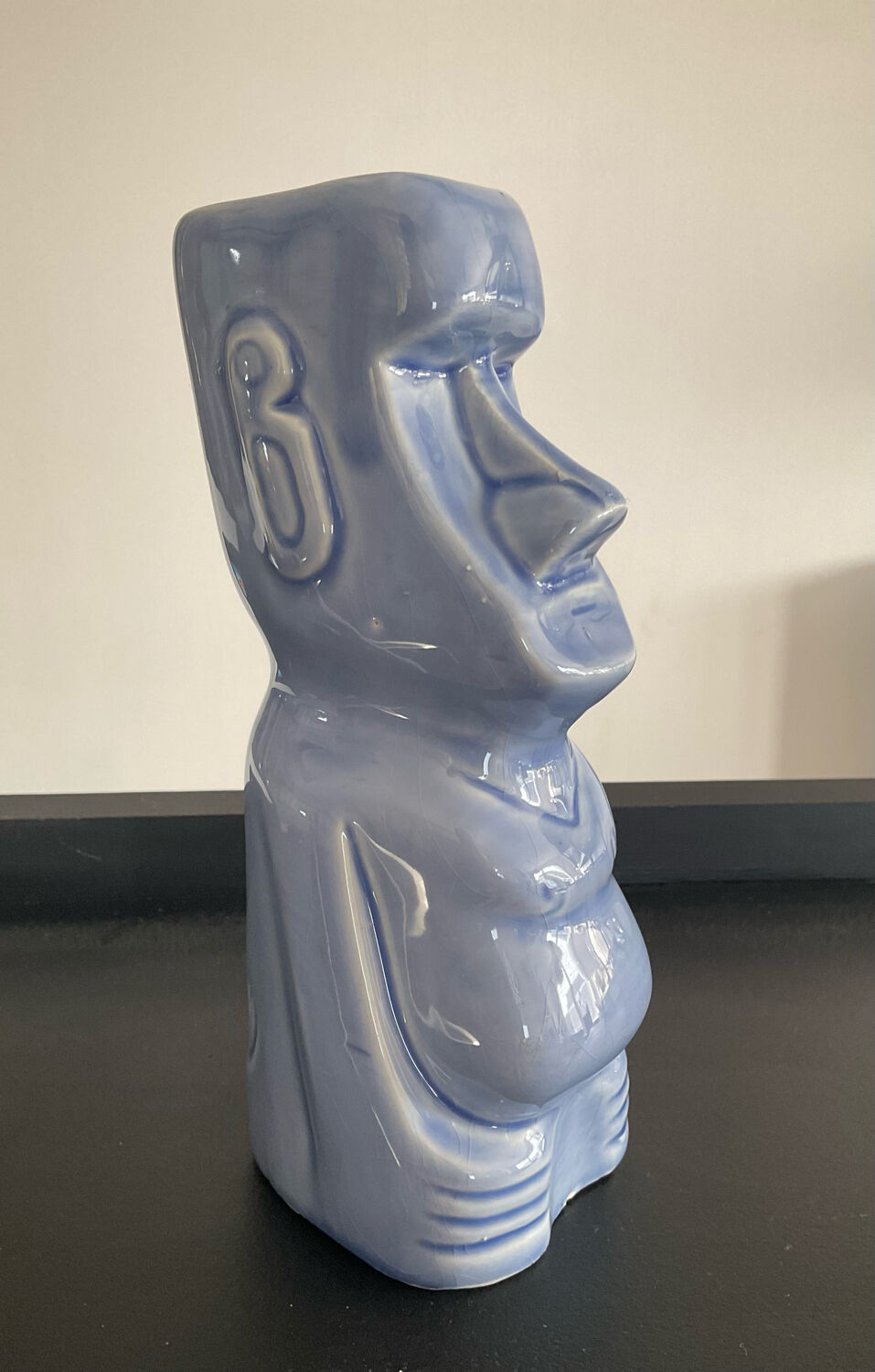 Vintage ethnic vase in glazed porcelain